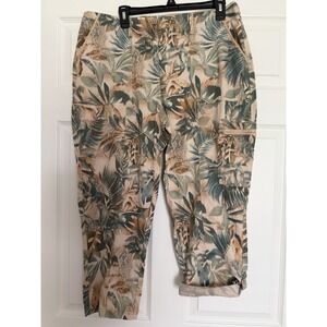 Chico's Tropical Palm Leaf Cargo Capri Pants Size 2.5 US 14 Green Tan Utility